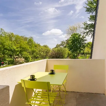 Dans Maison Individuelle * Saint-Molf