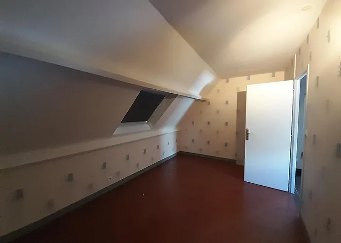 Dans Maison Individuelle Appartement